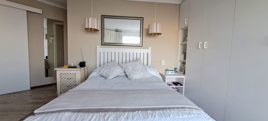 To Let 5 Bedroom Property for Rent in Vermont Western Cape